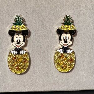 Disney BaubleBar Mickey pineapple earrings‎ NWT in box